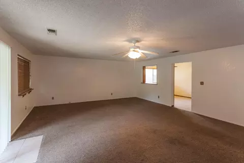1917 Vega St, Redding, CA 96002 photo 13