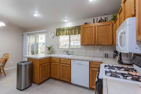 3617 Dune St, Redding, CA 96002 photo 10