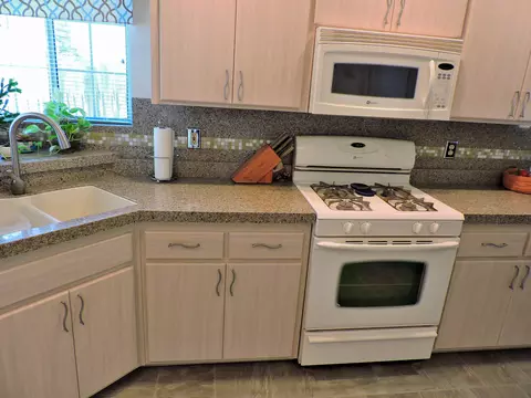 6994 River Dr, Redding, CA 96001 photo 9