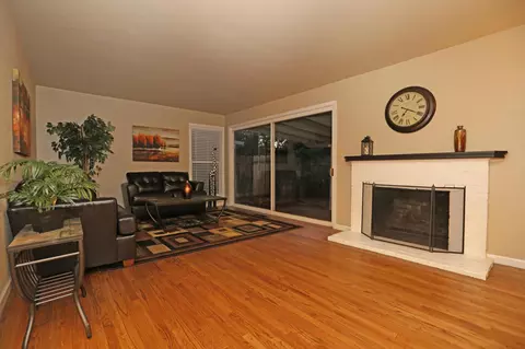 2300 Jonquil Way, Redding, CA 96002 photo 2