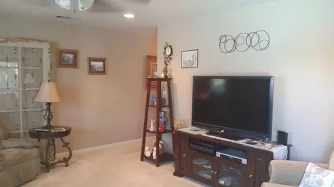 5814 Old Barn Way, Redding, CA 96001 photo 8