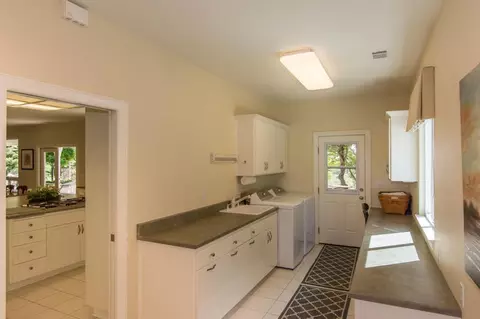 3937 Teton Dr, Redding, CA 96001 photo 9