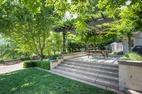 3937 Teton Dr, Redding, CA 96001 photo 19