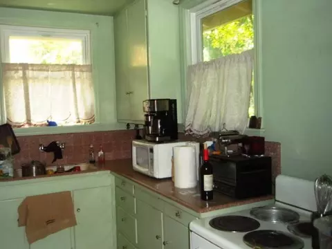 761 West St, Redding, CA 96001 photo 11