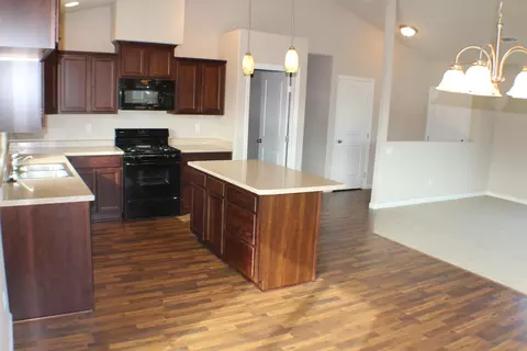 7192 Landcaster, Redding, CA 96002 photo 6