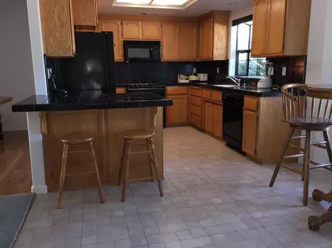 2874 Aspen Glow Ln, Redding, CA 96001 photo 9