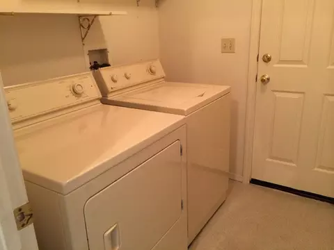 1606 Hominy Way, Redding, CA 96002 photo 7
