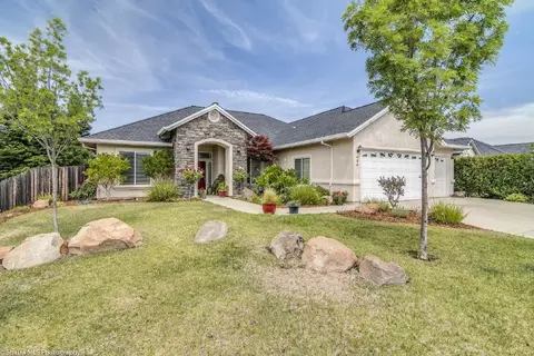 494 Cornell Pl, Redding, CA 96003 photo 1