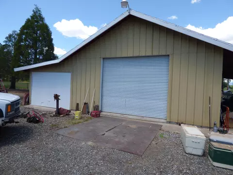 41291 Mcarthur Rd, Fall River Mills, CA 96028 photo 3