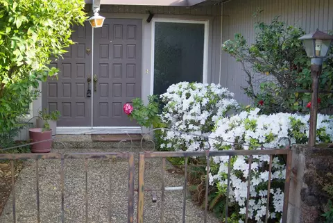 4045 Meander Dr, Redding, CA 96001 photo 4