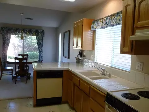 405 Franciscan Trl, Redding, CA 96003 photo 7