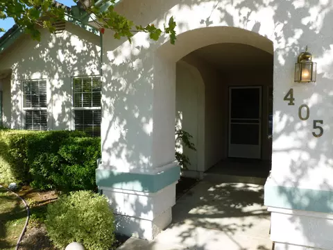 405 Franciscan Trl, Redding, CA 96003 photo 2