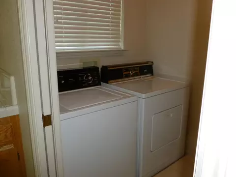 405 Franciscan Trl, Redding, CA 96003 photo 4