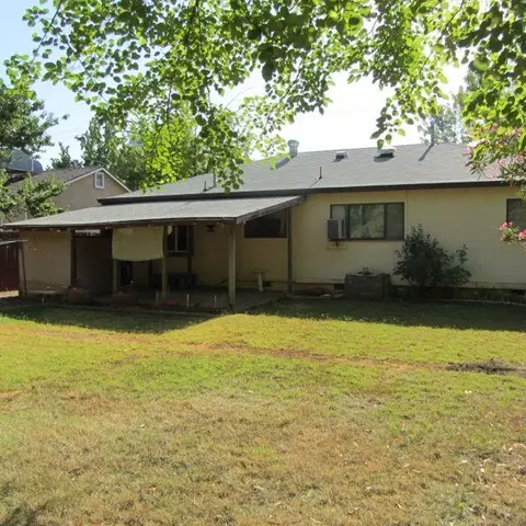 1106 C St, Redding, CA 96002 photo 9