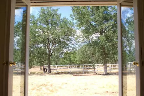 20812 Boyle, Redding, CA 96003 photo 2