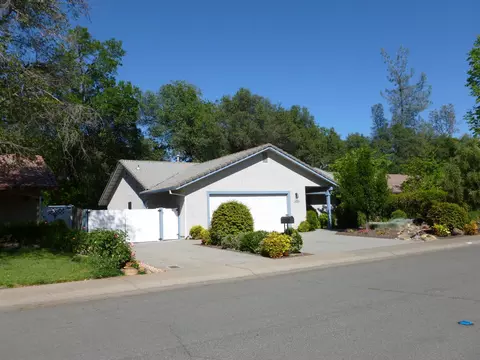 1505 Arroyo Manor Dr, Redding, CA 96003 photo 1