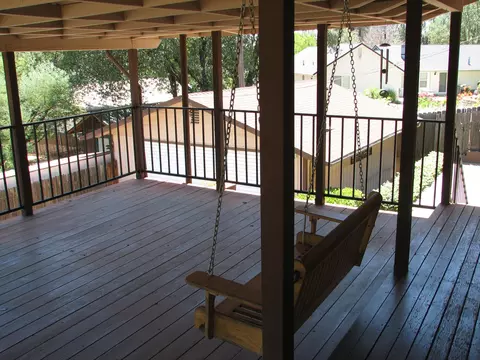 1743 Victor, Redding, CA 96003 photo 4