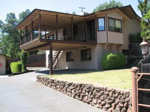 1743 Victor, Redding, CA 96003 photo 5
