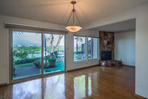 1957 Bechelli Ln, Redding, CA 96002 photo 3