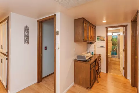 6895 Sacramento Dr, Redding, CA 96001 photo 19