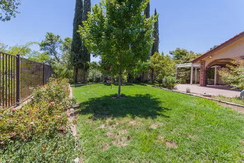 6895 Sacramento Dr, Redding, CA 96001 photo 25