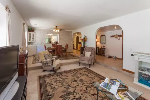 6895 Sacramento Dr, Redding, CA 96001 photo 6