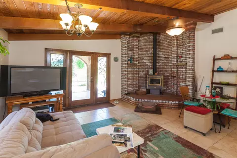 6895 Sacramento Dr, Redding, CA 96001 photo 10