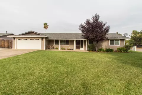 4960 Huntington Dr, Redding, CA 96002 photo 1