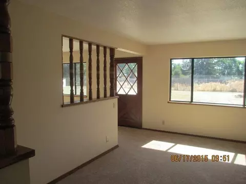 4667 Fiddleneck Dr, Redding, CA 96002 photo 2