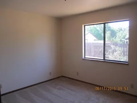4667 Fiddleneck Dr, Redding, CA 96002 photo 7