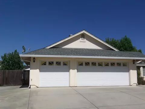 3355 Meridian Dr, Redding, CA 96002 photo 4