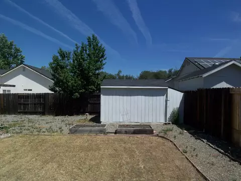 3355 Meridian Dr, Redding, CA 96002 photo 9