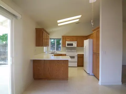 3355 Meridian Dr, Redding, CA 96002 photo 15