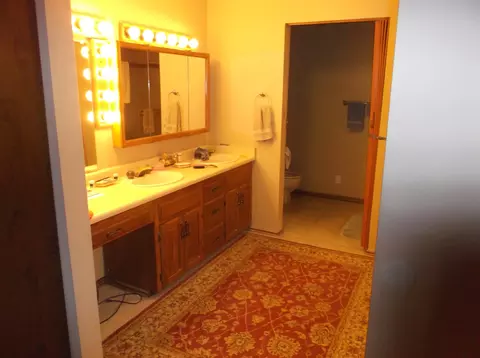 2094 Venus Way, Redding, CA 96002 photo 12