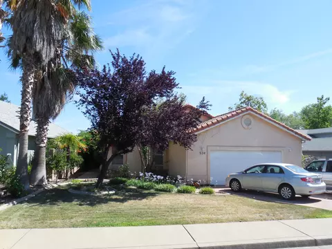 534 Martinique Cir, Redding, CA 96003 photo 3