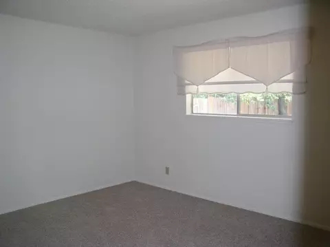 2070 Deerfield Ave, Redding, CA 96002 photo 7