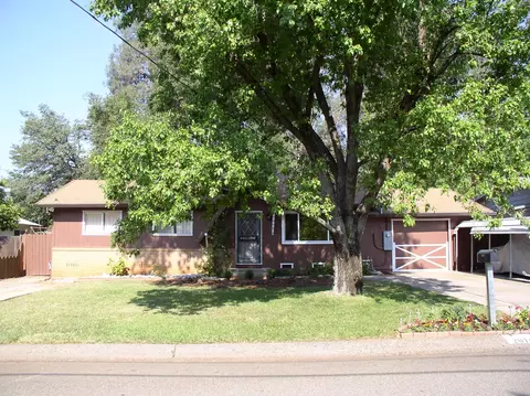 2070 Deerfield Ave, Redding, CA 96002 photo 1