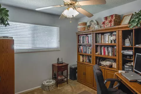 2069 Elmira Dr, Redding, CA 96001 photo 13