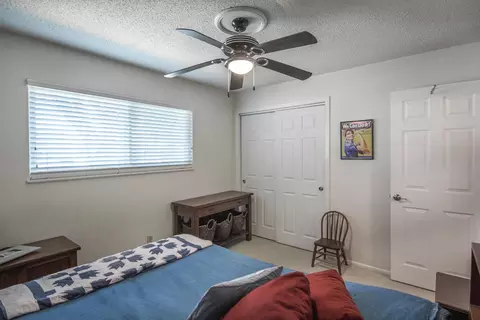 2069 Elmira Dr, Redding, CA 96001 photo 12