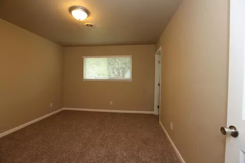 2517 Wilson Ave, Redding, CA 96002 photo 10