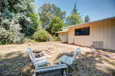 2935 Pioneer Dr, Redding, CA 96001 photo 12