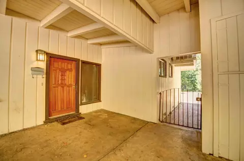2935 Pioneer Dr, Redding, CA 96001 photo 3