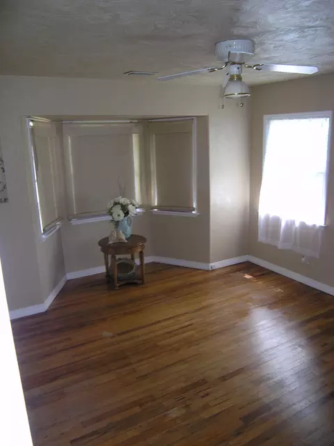 786 Coronado St, Redding, CA 96003 photo 9