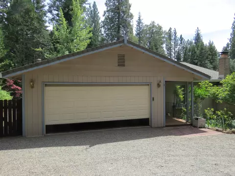 30805 Tinkerbell Ln, Shingletown, CA 96088 photo 2