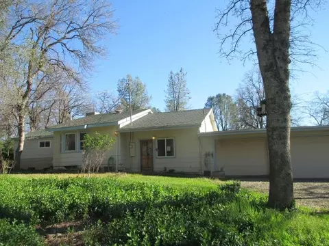 16351 Trail Dr, Redding, CA 96001 photo 1