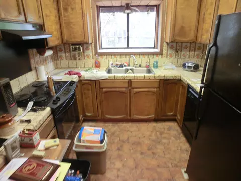 1863 Pineland Ct, Redding, CA 96002 photo 4