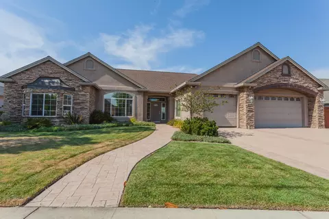2150 Tradition Way, Redding, CA 96001 photo 1