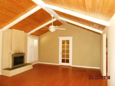 4975 Saratoga Dr, Redding, CA 96002 photo 8
