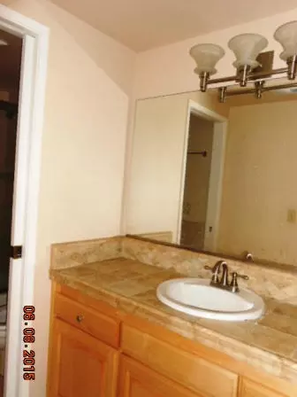 4975 Saratoga Dr, Redding, CA 96002 photo 9