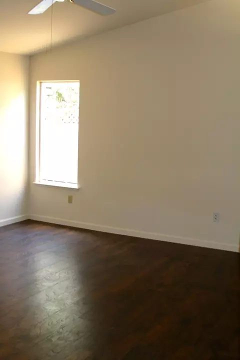 1029 Grouse Dr, Redding, CA 96003 photo 3